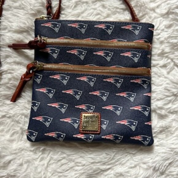 Dooney & Bourke Handbags - Dooney & Bourke NFL Patriots Triple Zip Crossbody